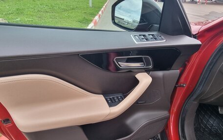 Jaguar F-Pace, 2020 год, 2 490 000 рублей, 6 фотография