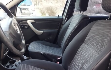 Renault Logan I, 2010 год, 300 000 рублей, 7 фотография