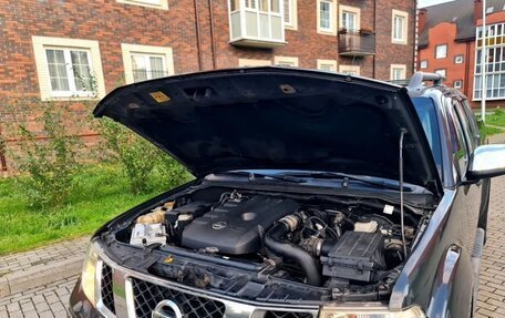 Nissan Navara (Frontier), 2008 год, 920 000 рублей, 9 фотография