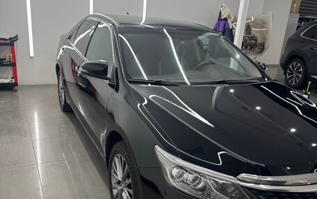 Toyota Camry, 2017 год, 2 400 000 рублей, 5 фотография