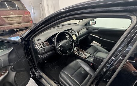 Toyota Camry, 2017 год, 2 400 000 рублей, 8 фотография