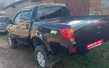Mitsubishi L200 IV рестайлинг, 2010 год, 1 800 000 рублей, 3 фотография