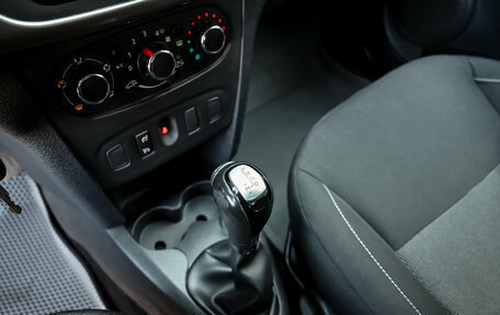 Renault Sandero II рестайлинг, 2019 год, 1 070 000 рублей, 14 фотография