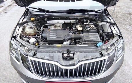 Skoda Octavia, 2019 год, 1 900 000 рублей, 18 фотография