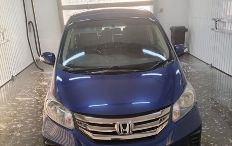 Honda Freed I, 2014 год, 1 500 000 рублей, 2 фотография