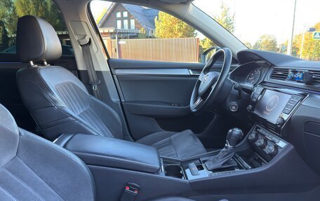 Skoda Superb III рестайлинг, 2016 год, 2 300 000 рублей, 6 фотография