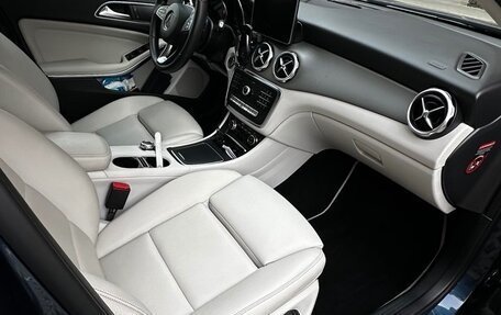 Mercedes-Benz GLA, 2019 год, 2 750 000 рублей, 18 фотография