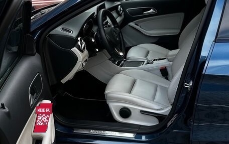 Mercedes-Benz GLA, 2019 год, 2 750 000 рублей, 15 фотография