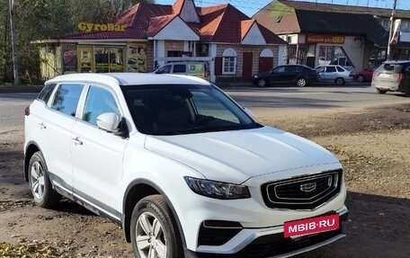 Geely Atlas, 2023 год, 2 100 000 рублей, 4 фотография