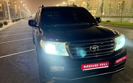 Toyota Land Cruiser 200, 2008 год, 2 940 000 рублей, 2 фотография