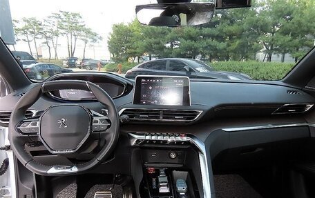 Peugeot 5008 II, 2022 год, 3 250 000 рублей, 5 фотография