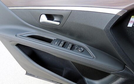 Peugeot 5008 II, 2022 год, 3 250 000 рублей, 15 фотография