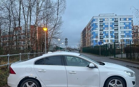 Volvo S60 III, 2012 год, 900 000 рублей, 3 фотография