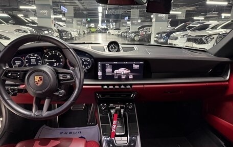 Porsche 911, 2024 год, 15 516 000 рублей, 6 фотография