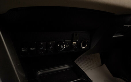 Toyota RAV4, 2017 год, 2 189 000 рублей, 13 фотография