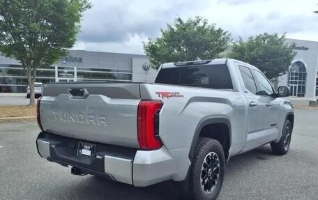 Toyota Tundra, 2022 год, 5 600 000 рублей, 4 фотография