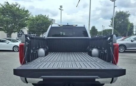 Toyota Tundra, 2022 год, 5 600 000 рублей, 21 фотография