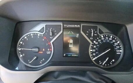 Toyota Tundra, 2022 год, 6 030 000 рублей, 20 фотография