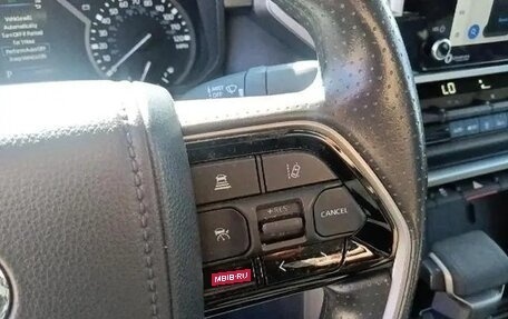 Toyota Tundra, 2022 год, 6 030 000 рублей, 19 фотография