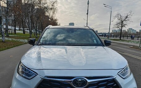 Toyota Highlander, 2024 год, 1 фотография