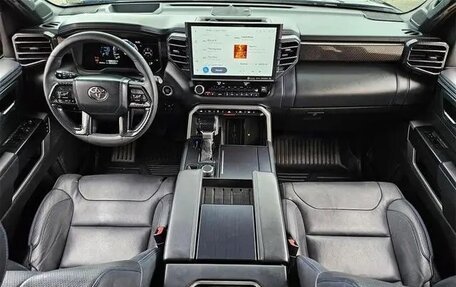 Toyota Tundra, 2022 год, 7 320 000 рублей, 19 фотография