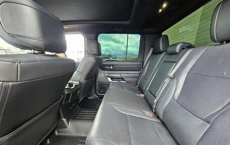 Toyota Tundra, 2022 год, 7 320 000 рублей, 21 фотография