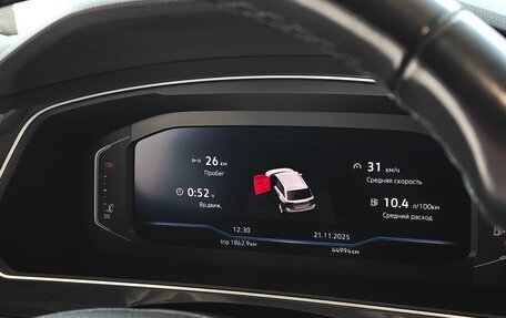 Volkswagen Tiguan II, 2019 год, 3 500 000 рублей, 6 фотография