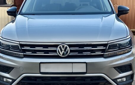 Volkswagen Tiguan II, 2019 год, 3 500 000 рублей, 3 фотография