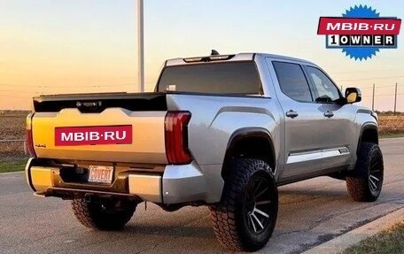 Toyota Tundra, 2022 год, 8 100 000 рублей, 4 фотография