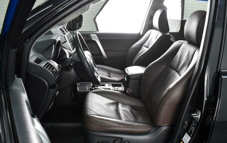 Toyota Land Cruiser Prado 150 рестайлинг 2, 2015 год, 3 539 000 рублей, 10 фотография