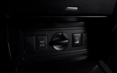 Toyota Land Cruiser Prado 150 рестайлинг 2, 2015 год, 3 539 000 рублей, 20 фотография