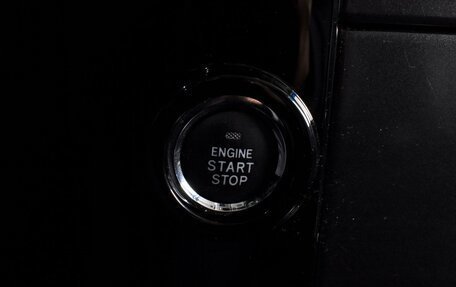 Toyota Land Cruiser Prado 150 рестайлинг 2, 2015 год, 3 539 000 рублей, 21 фотография