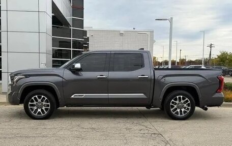 Toyota Tundra, 2022 год, 7 340 000 рублей, 8 фотография