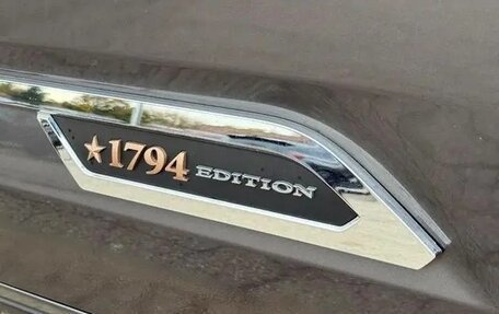 Toyota Tundra, 2022 год, 7 340 000 рублей, 10 фотография