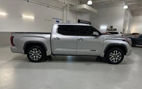 Toyota Tundra, 2022 год, 7 440 000 рублей, 9 фотография