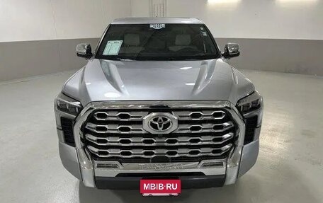 Toyota Tundra, 2022 год, 7 440 000 рублей, 2 фотография