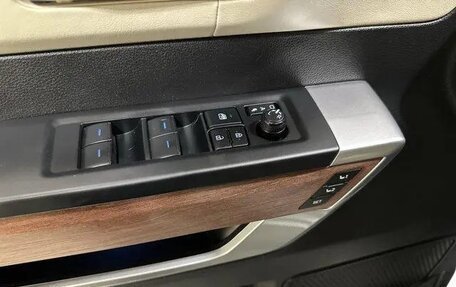 Toyota Tundra, 2022 год, 7 440 000 рублей, 17 фотография