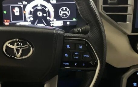 Toyota Tundra, 2022 год, 7 440 000 рублей, 29 фотография