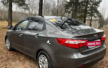 KIA Rio III рестайлинг, 2013 год, 820 000 рублей, 7 фотография