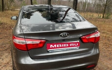 KIA Rio III рестайлинг, 2013 год, 820 000 рублей, 6 фотография