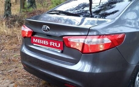 KIA Rio III рестайлинг, 2013 год, 820 000 рублей, 36 фотография