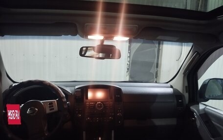 Nissan Pathfinder, 2010 год, 750 000 рублей, 4 фотография