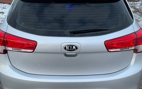 KIA Rio III рестайлинг, 2016 год, 900 000 рублей, 3 фотография