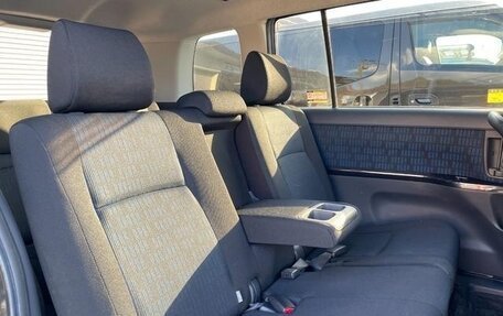 Toyota Wish II, 2015 год, 1 014 555 рублей, 24 фотография