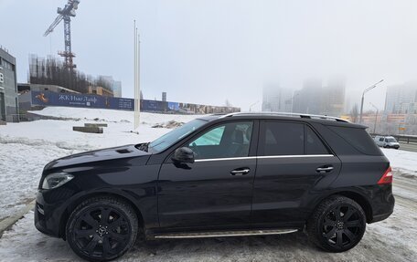 Mercedes-Benz M-Класс, 2012 год, 1 900 000 рублей, 10 фотография