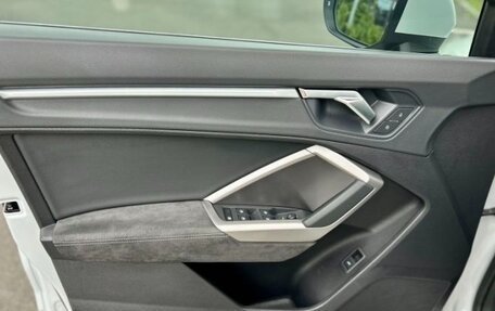 Audi Q3, 2021 год, 1 935 000 рублей, 11 фотография