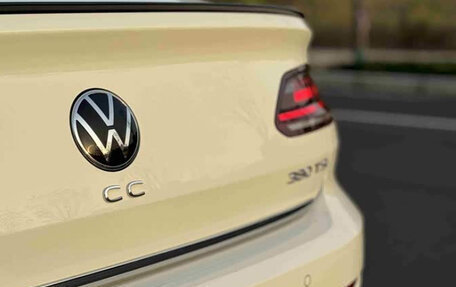 Volkswagen Passat CC, 2022 год, 2 500 000 рублей, 13 фотография