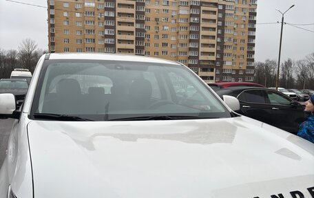 Mitsubishi Outlander III рестайлинг 3, 2022 год, 2 550 000 рублей, 2 фотография