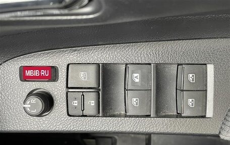 Toyota Sienta II, 2022 год, 1 119 000 рублей, 9 фотография