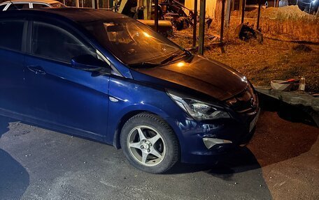 Hyundai Solaris II рестайлинг, 2016 год, 850 000 рублей, 2 фотография